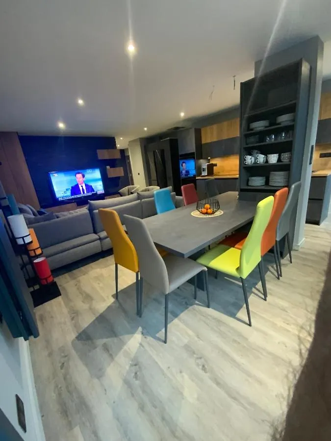 Au Jardin Du Clos Brides-les-Bains Apartment